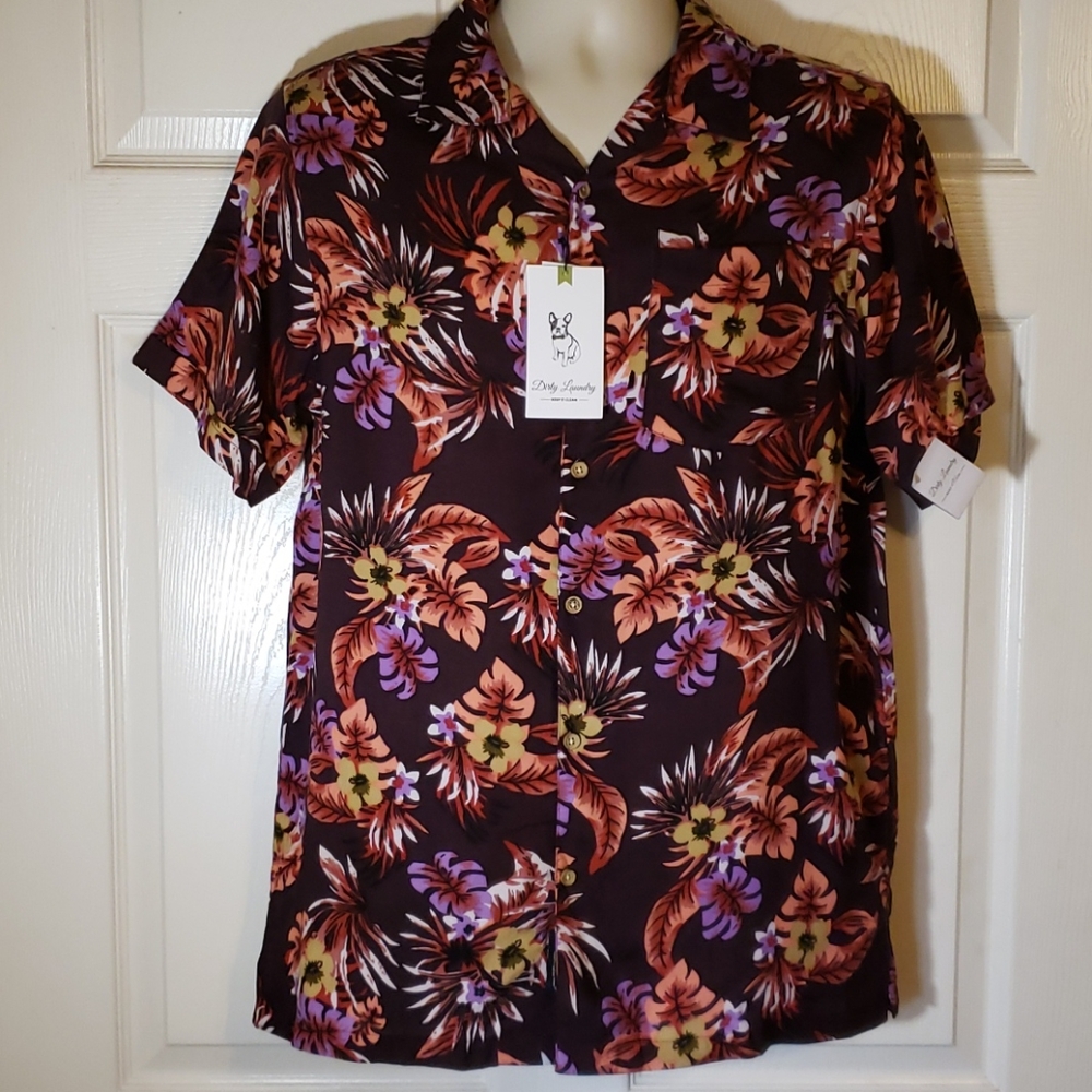 Nwt Dirty Laundry M maroon Hawaiian floral shirt